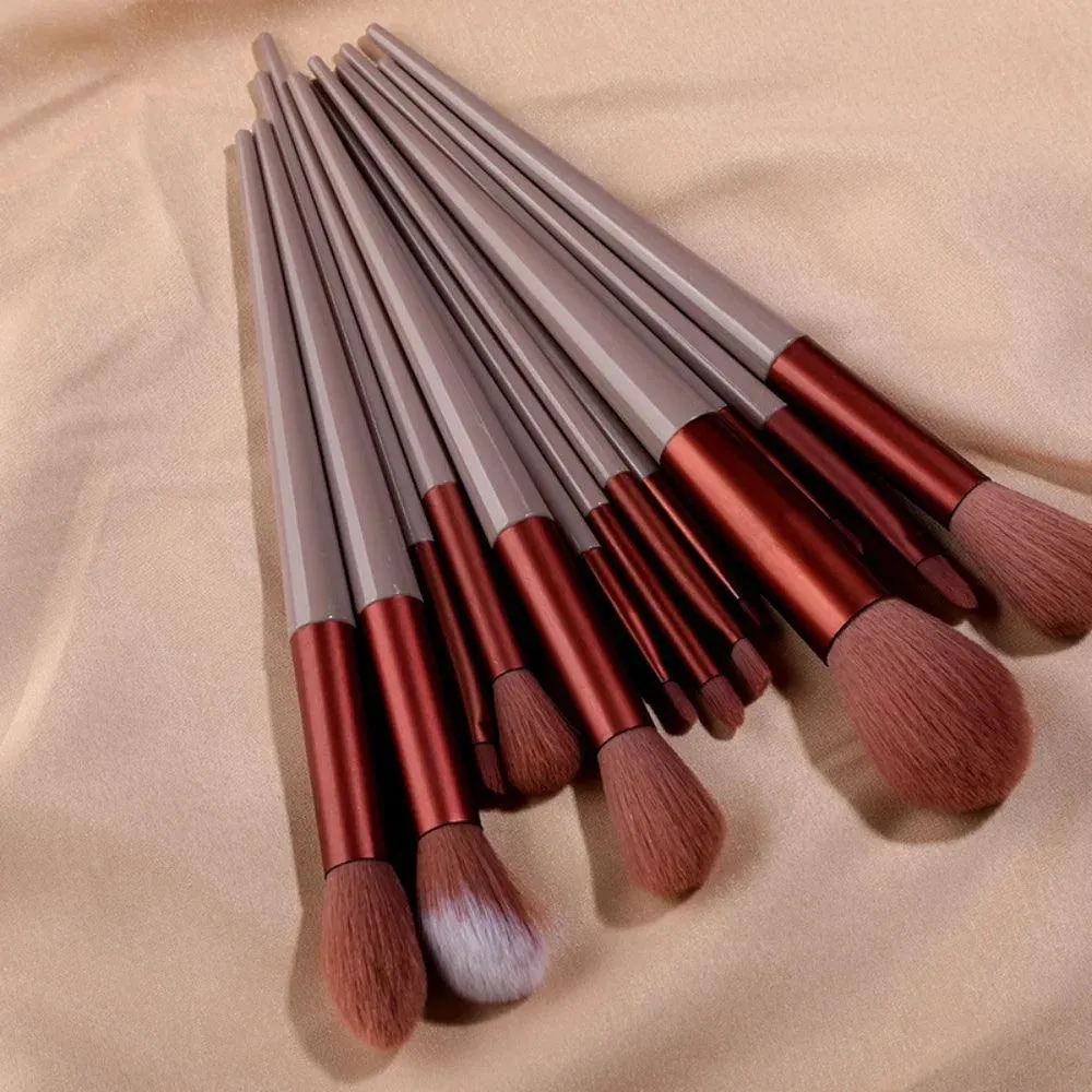 Beauty Artist's Essential Makeup Brush Set: Create Flawless Looks