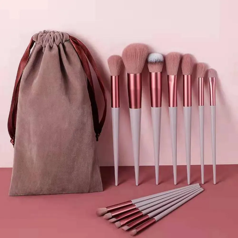 Beauty Artist's Essential Makeup Brush Set: Create Flawless Looks