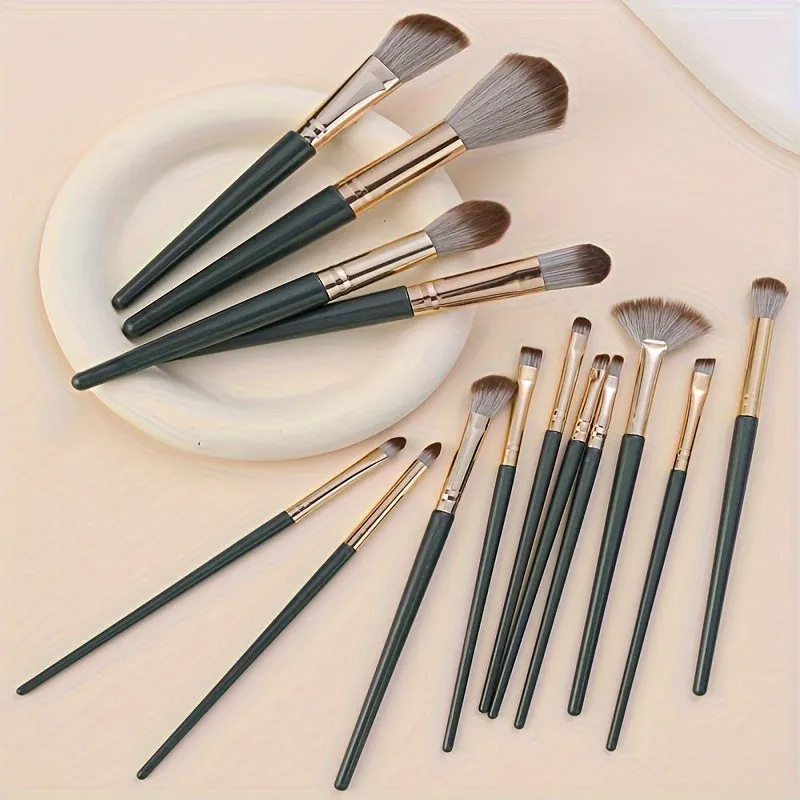 Glamorous Green 14pc Makeup Brush Collection