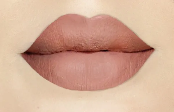 Long Lasting Liquid Lipstick - Nude Potion