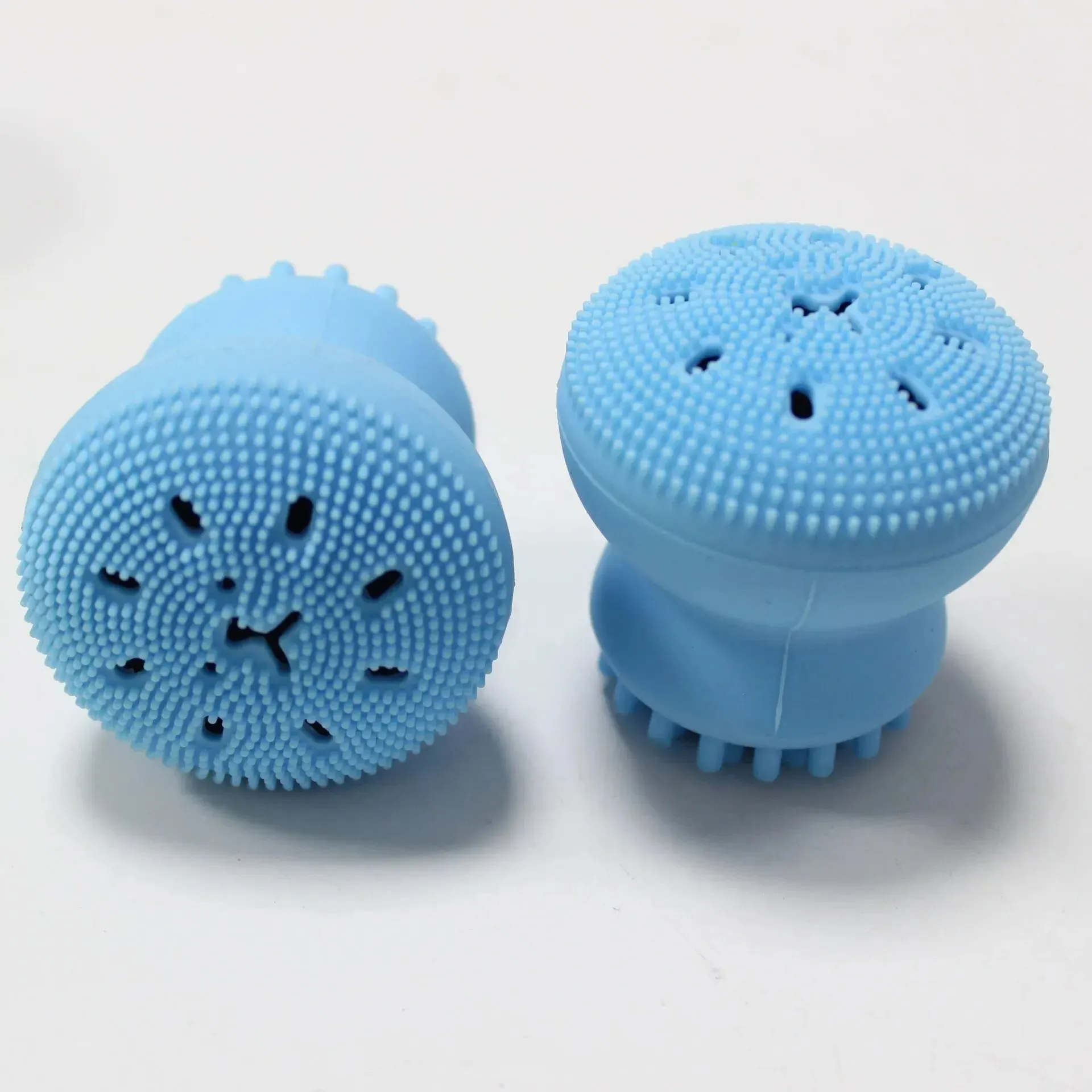 OctoGlow Silicone Facial Brush