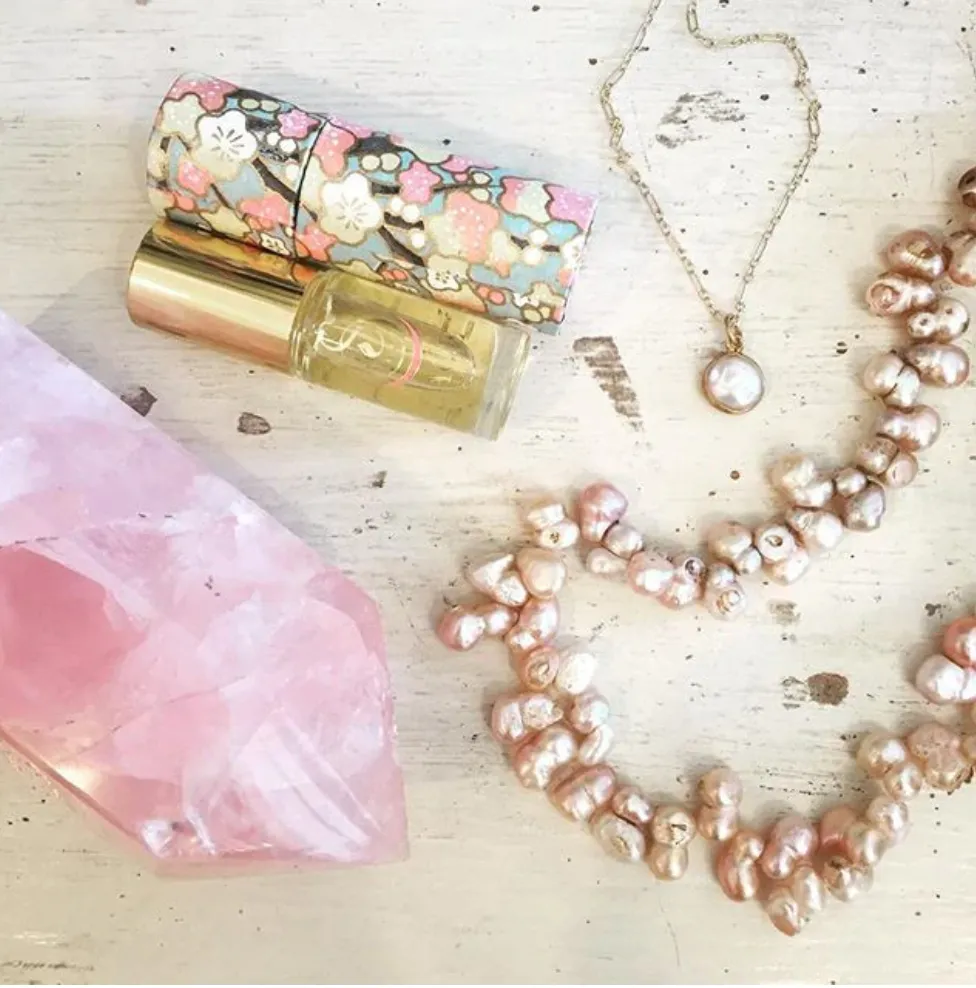 Pearl Perfume Oil Roll-On