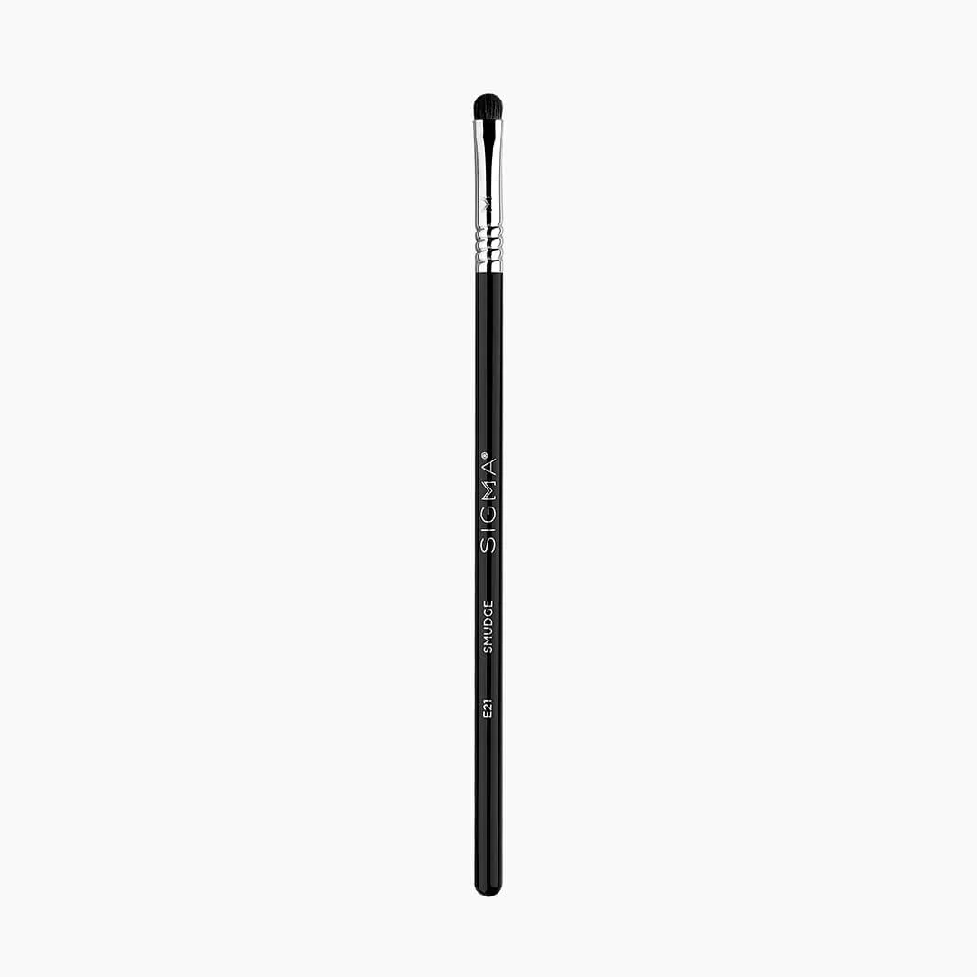 Sigma Beauty E21 Smudge Brush