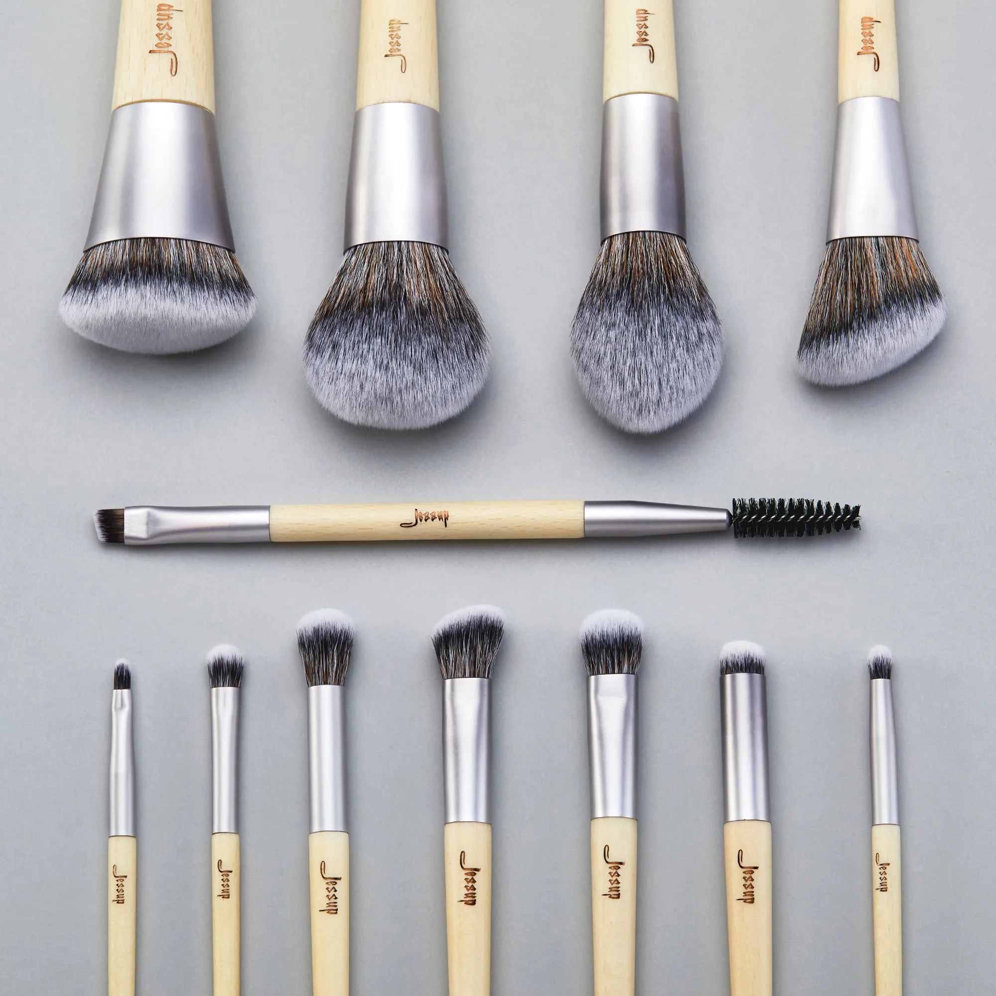 Sustainable and Eco-friendly Brush Set Low Waste 12Pcs T327